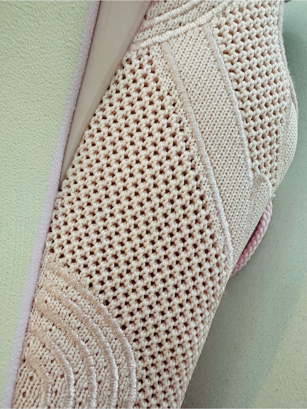 Gant Women’s Knit Lace-Up Sneakers - Light Pink NWOT - Picture 5 of 7